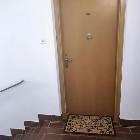 Istrian Old Town Apartman Koper